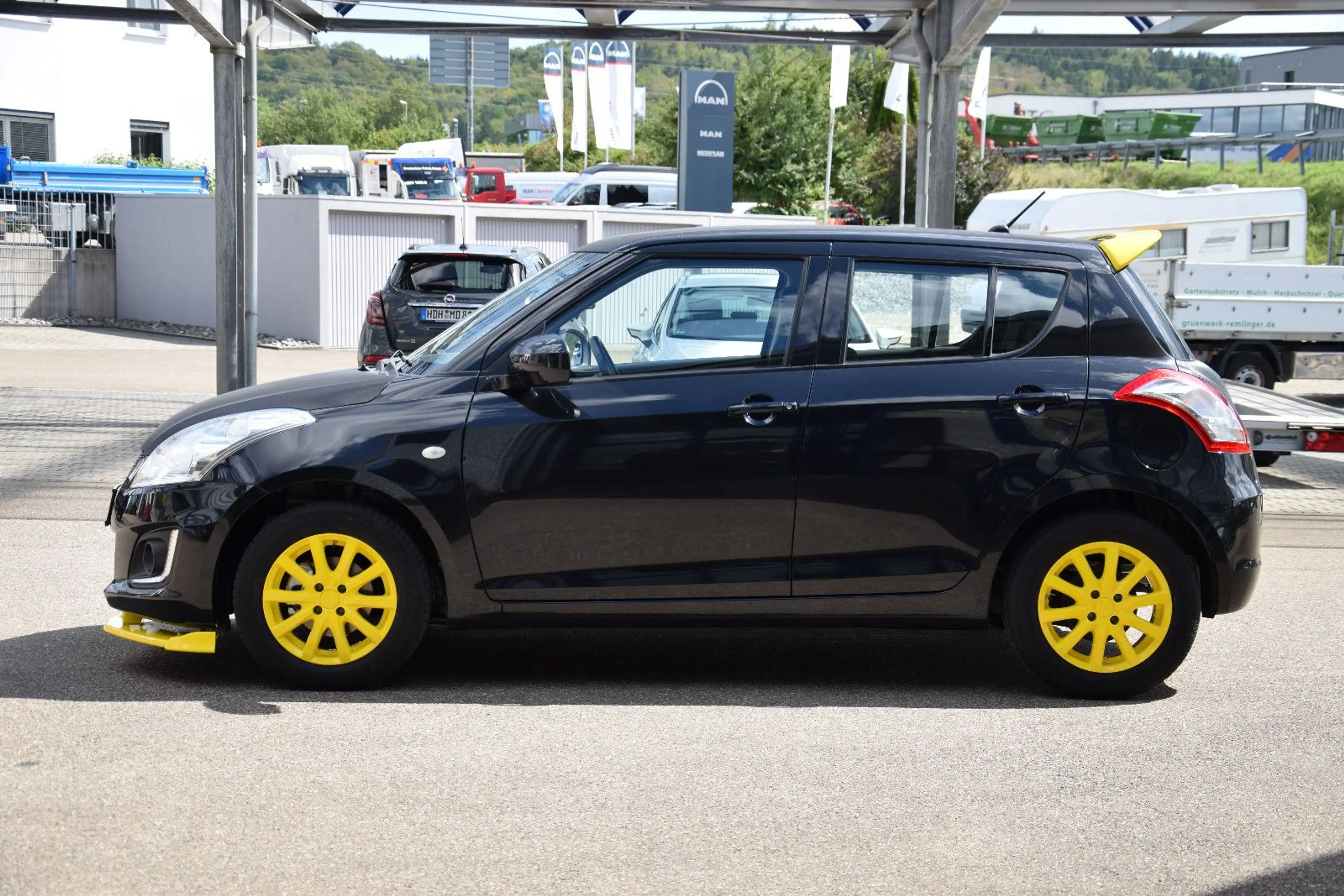 Suzuki Swift 5-TÜRER KLIMA TEMPOMAT SPORTAUSPUFF 8-FACH — photo 2
