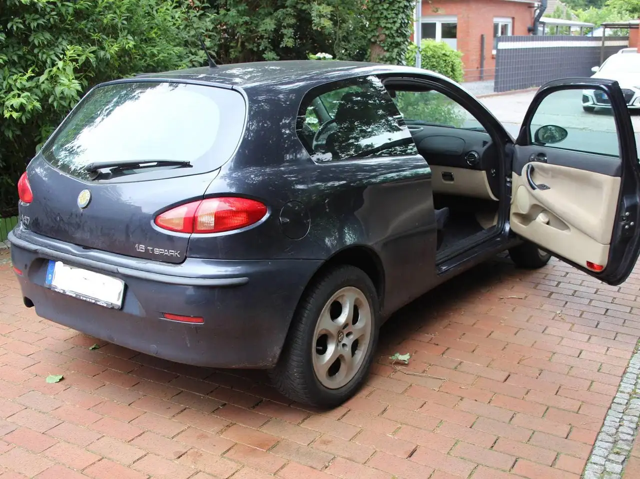 Alfa Romeo 147 1.6 Twin Spark ECO Distinctive, foto 2