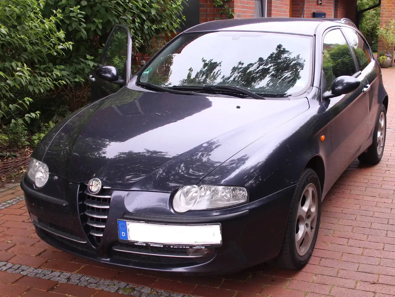 Alfa Romeo 147 1.6 Twin Spark ECO Distinctive, foto 1