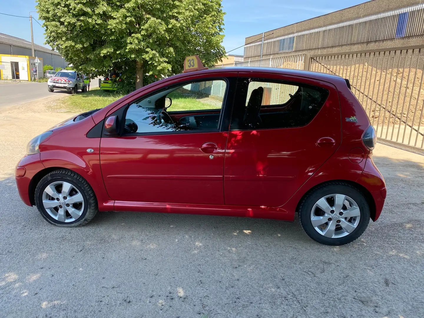 Toyota Aygo 1.0i VVT-i Miami Rood - 2