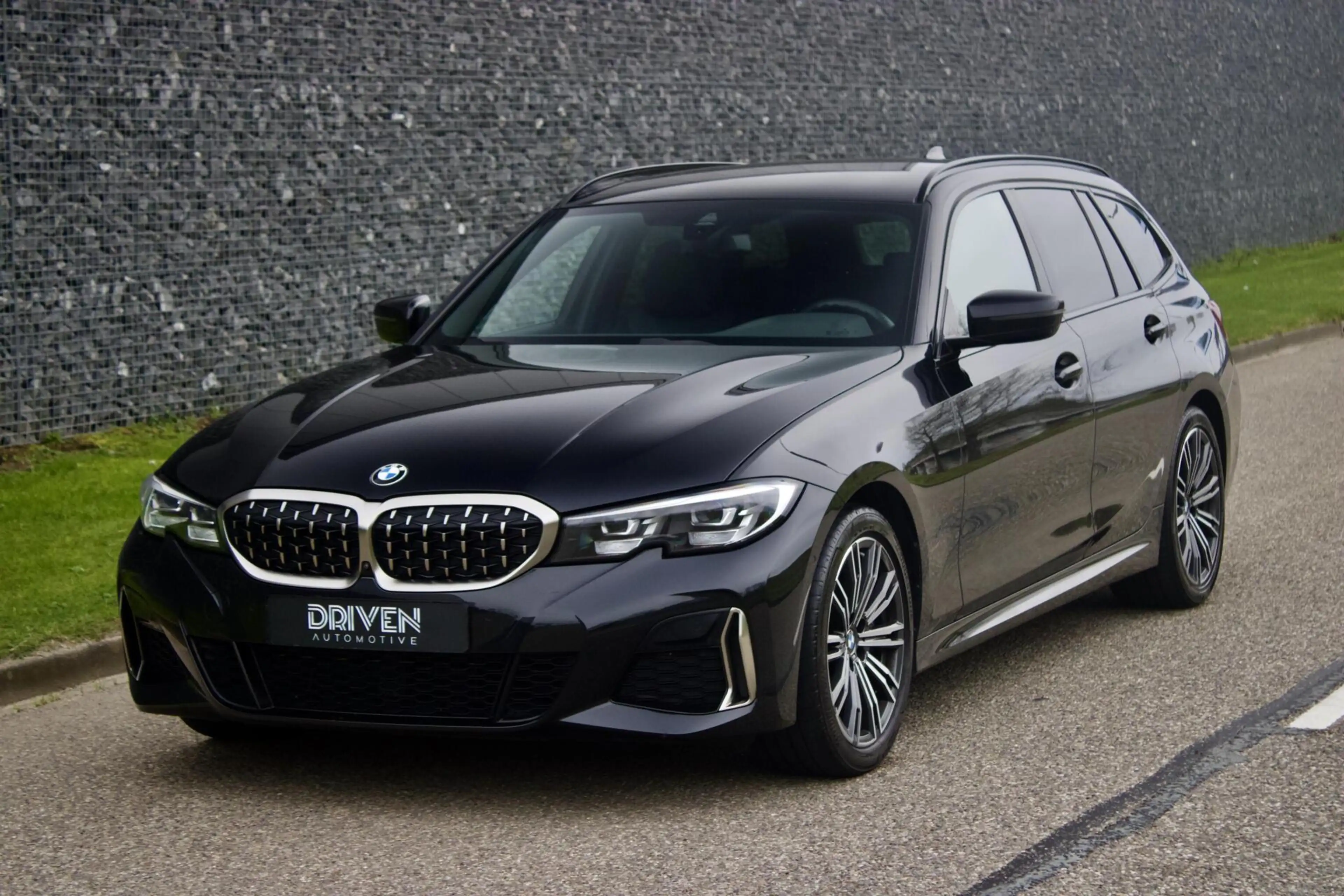 BMW 340 3-serie Touring M340i xDrive High Executive Editio