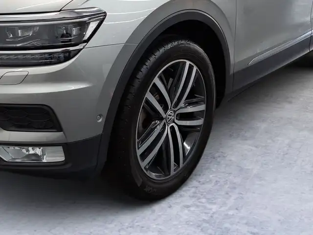 Volkswagen Tiguan view 6