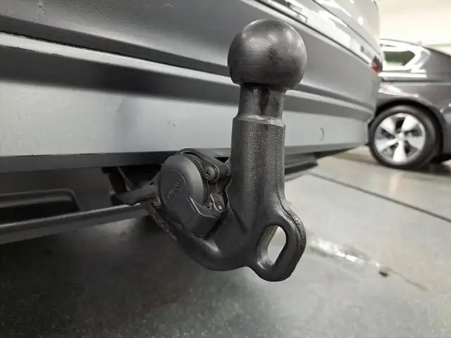 Volkswagen Tiguan view 10