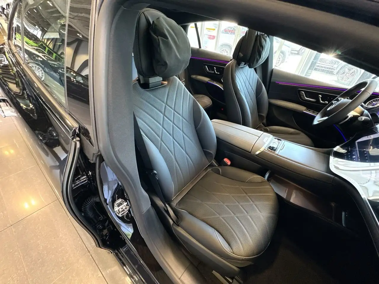 Mercedes-Benz EQS снимка Mercedes-Benz EQS