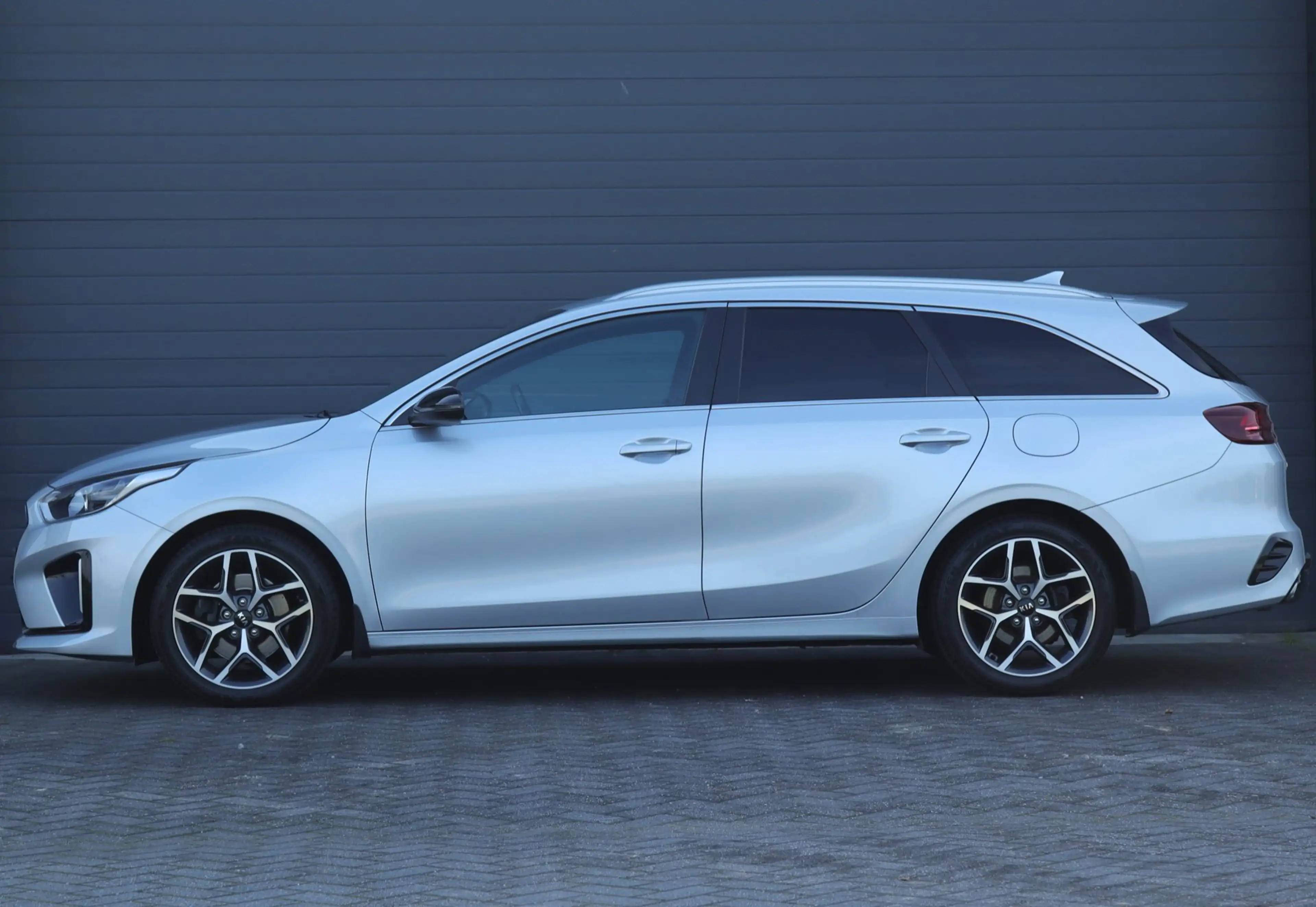 Kia Ceed SW / cee'd SW Sportswagon 1.4 T-GDi GT-Line Automaat / Carplay / — photo 4