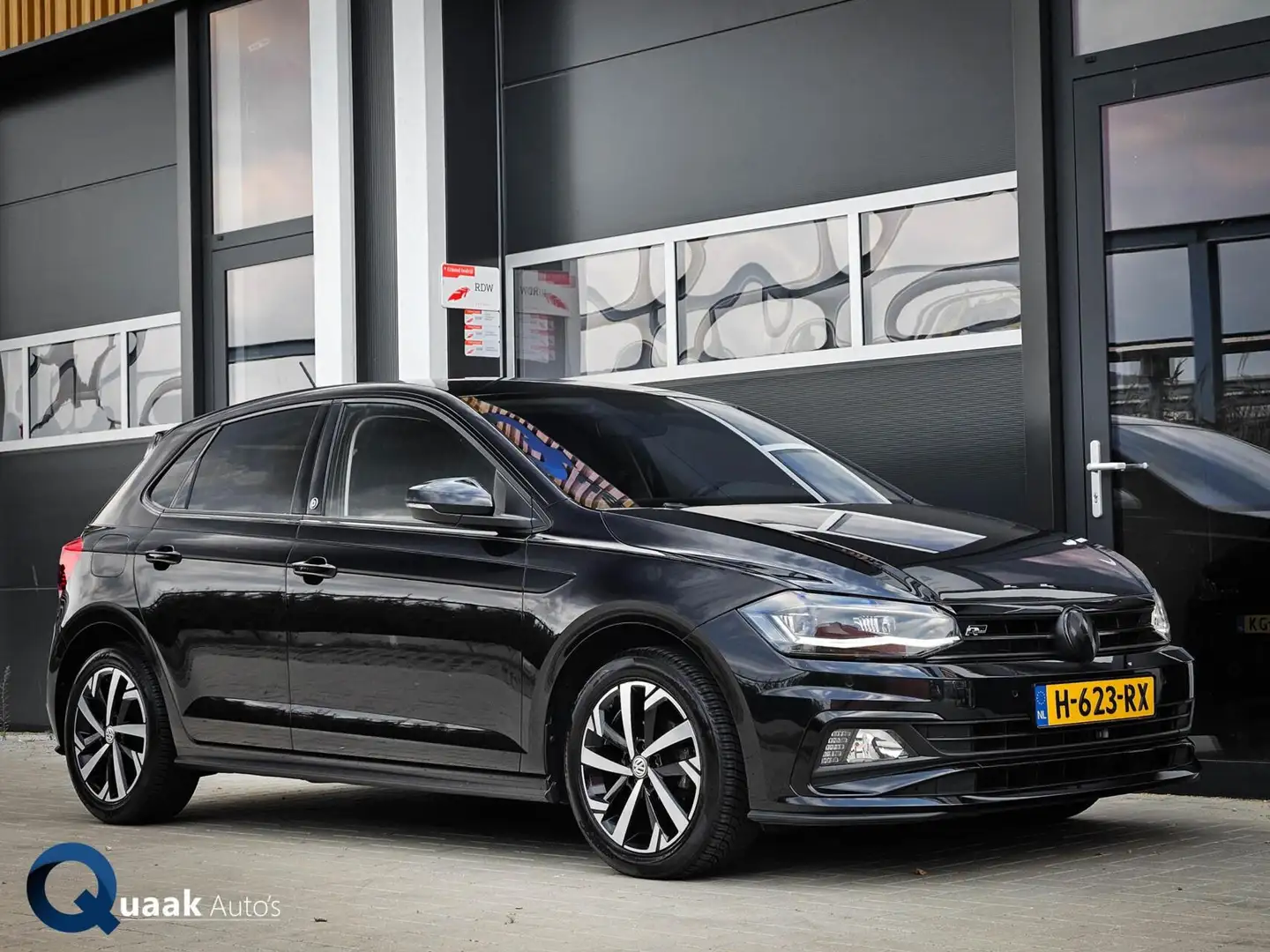 Volkswagen Polo 1.0 TSI R-Line | ADAPTIVE | CARPLAY | XENON | STOE Negru - 1