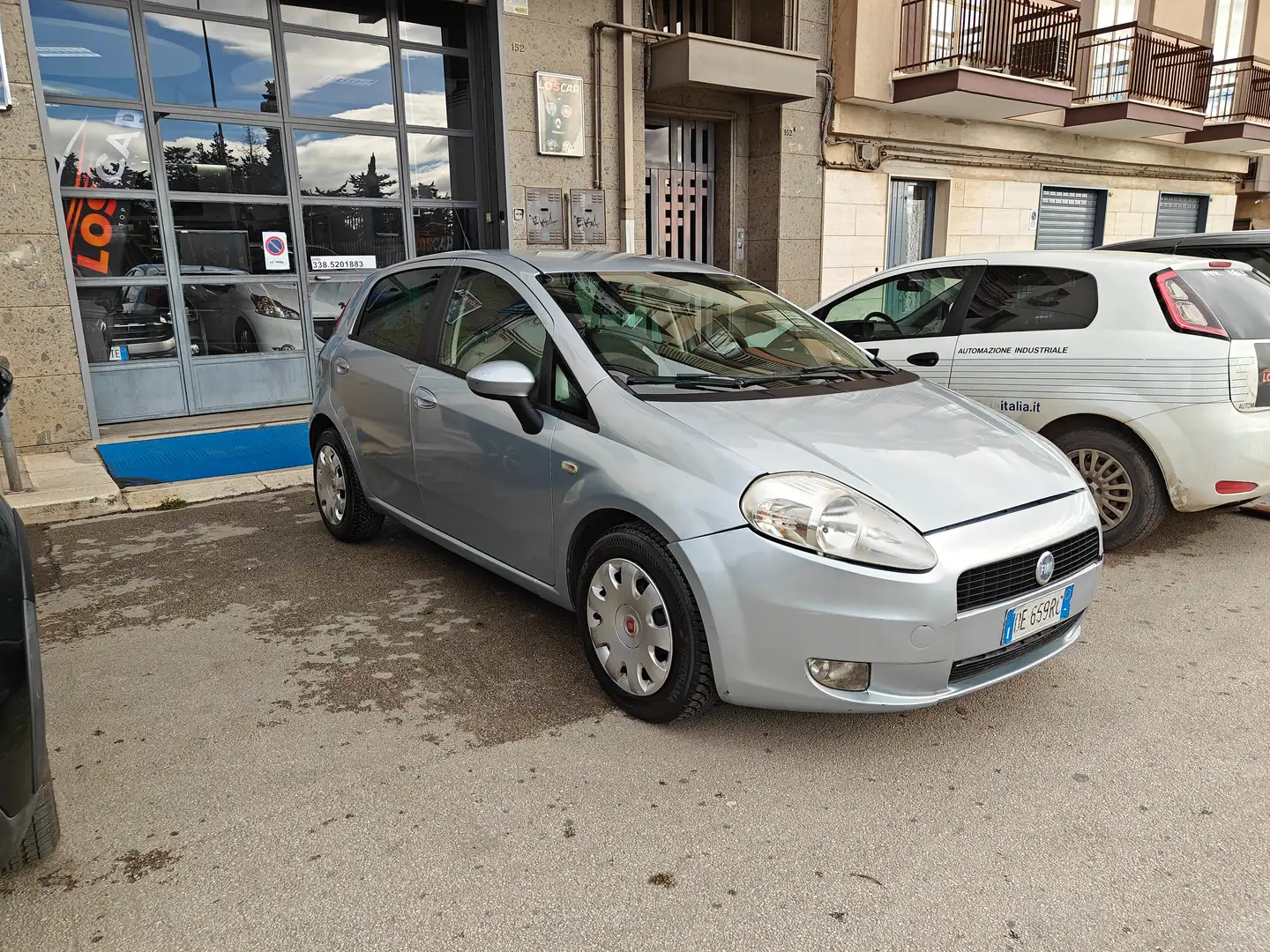Fiat Grande Punto Grande Punto 5p 1.3 mjt 90cv 6marce Grau - 1