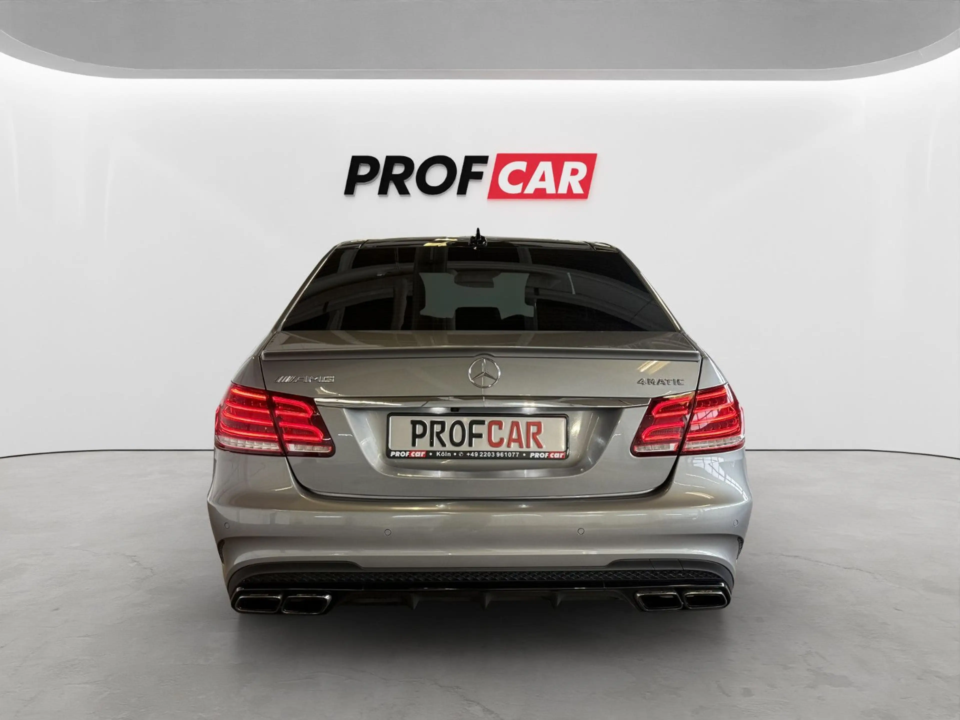 Mercedes-Benz E 63 AMG 4MATIC ILS-LÜFT-H&K-MEMORY-PANO-MASSAGE — photo 4