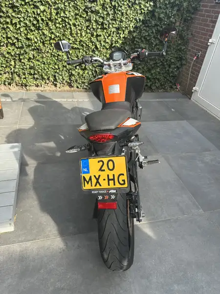 KTM 125 Duke - foto 2