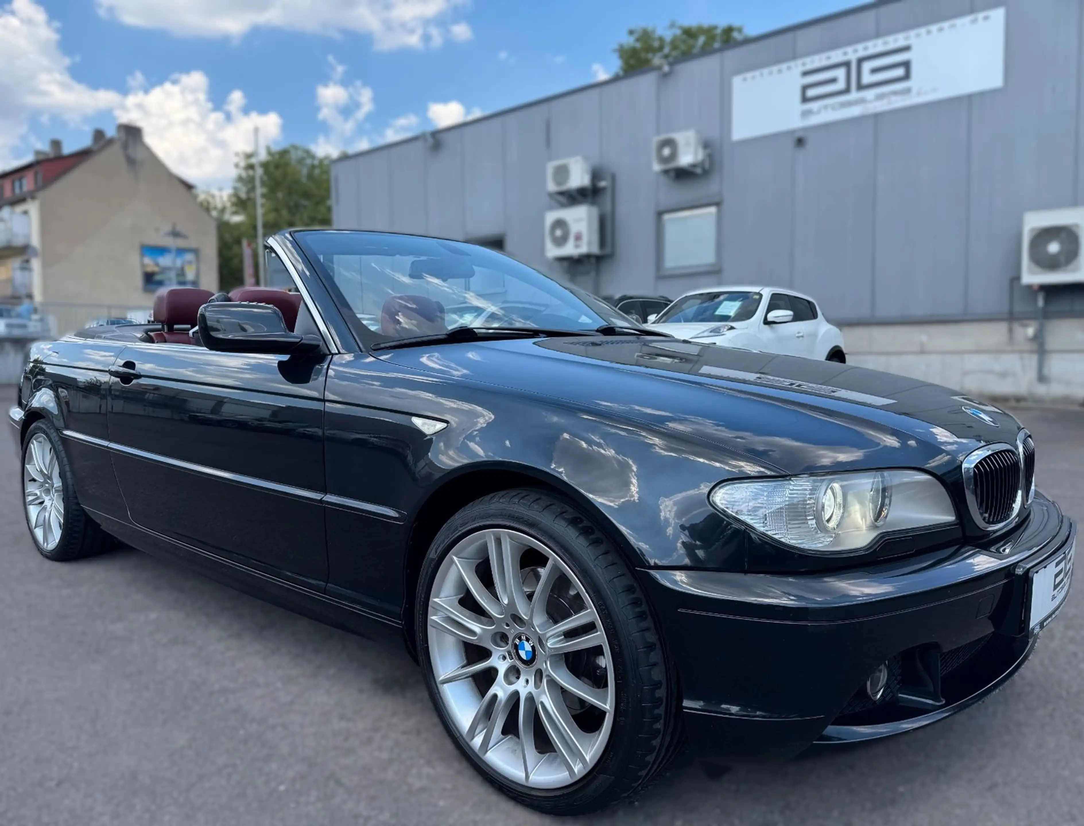 BMW 325 i Cabrio *Xenon/Leder/SHZ/PDC/18"Alus* — photo 14
