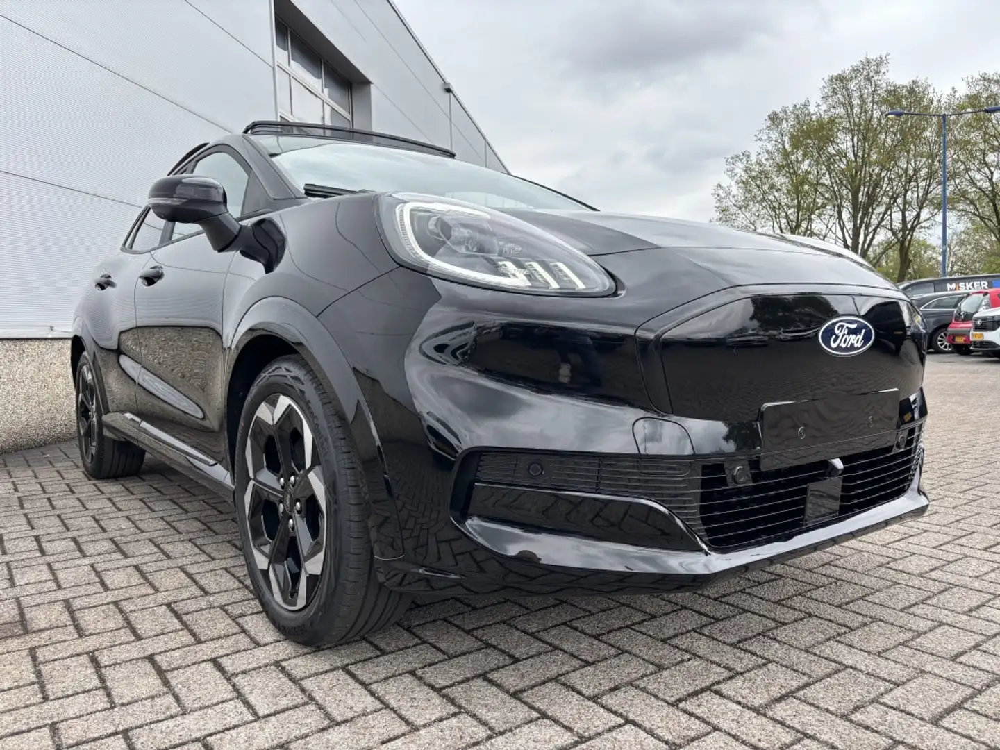 Ford Puma Gen-E Premium 44 kWh Noir - 2