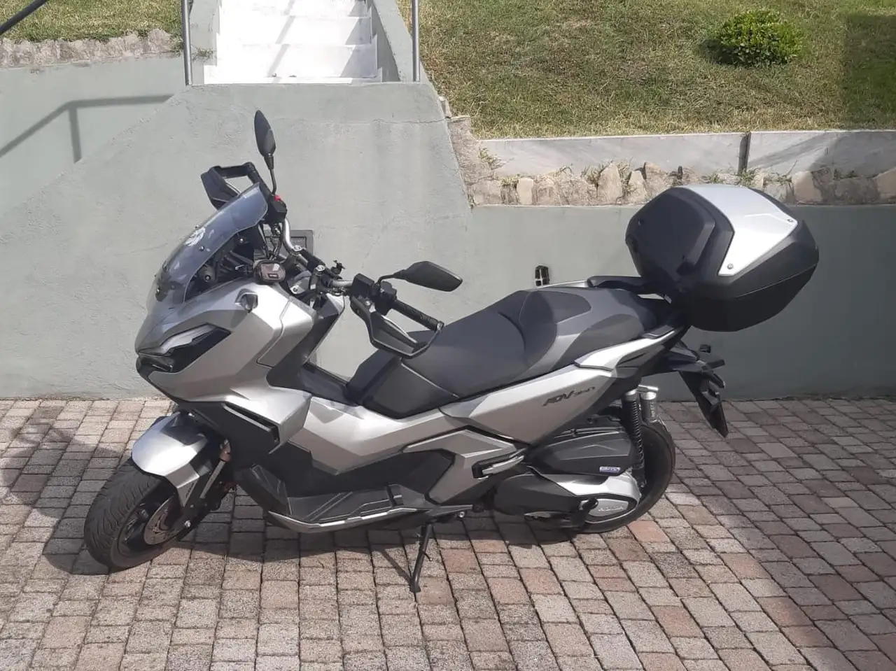 Honda ADV 350
