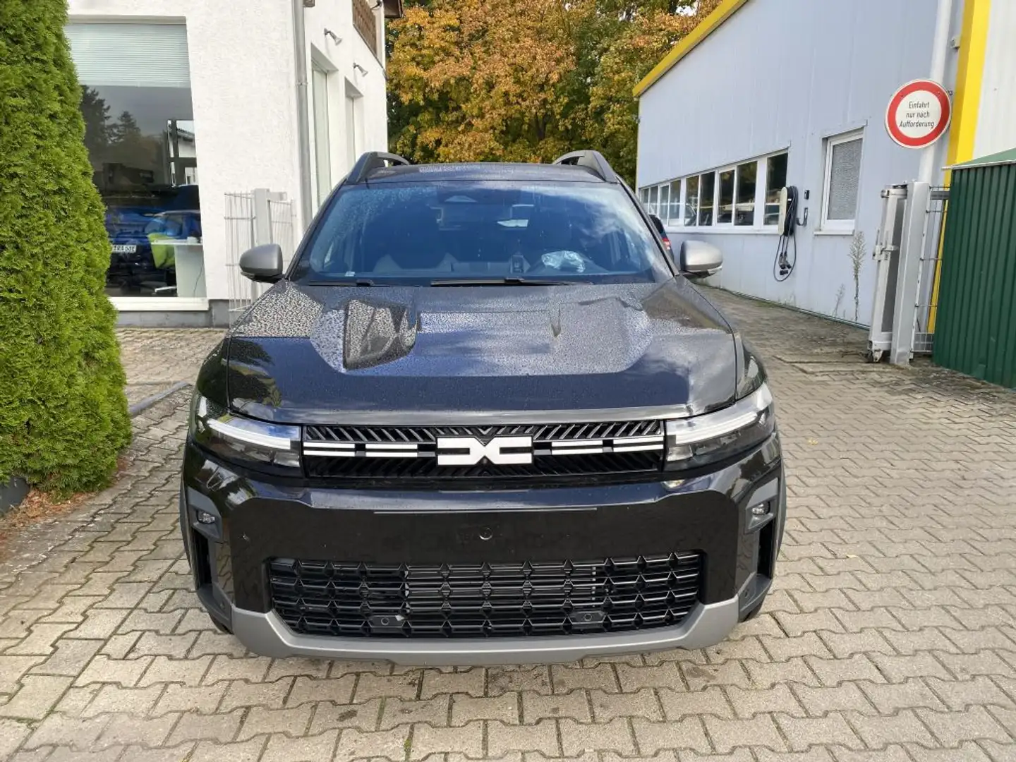 Dacia Bigster Hybrid 155 Journey Schwarz - 2