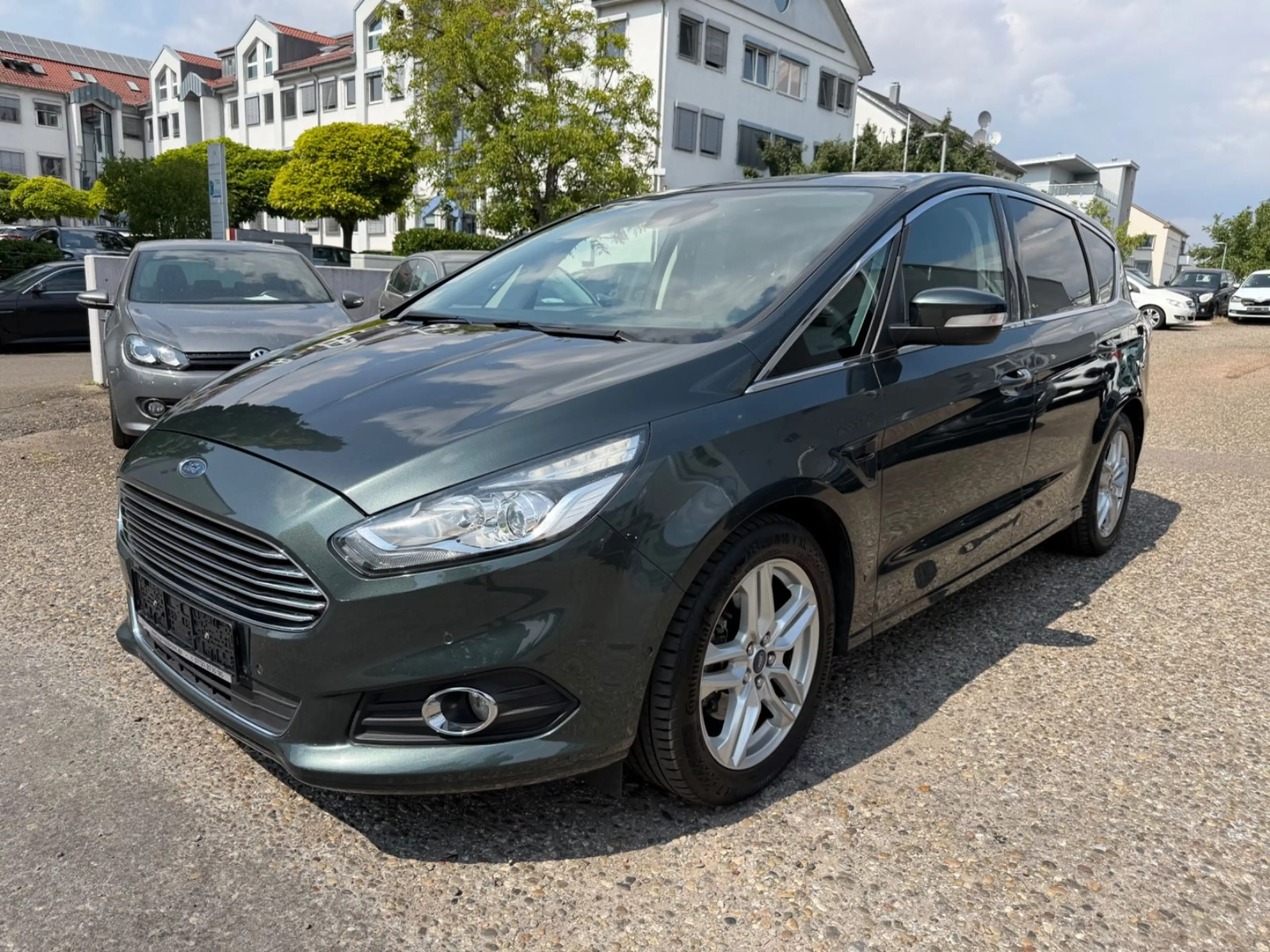 Ford S-Max Titanium*1.Hand*Navi*Spurhalt.*Keyless Go