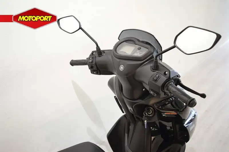 Yamaha RayZR - foto 4