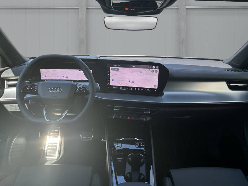 Audi Q3 Sportb TFSI quat Stronic Sportpaket+Panodach+Navi+ — photo 8