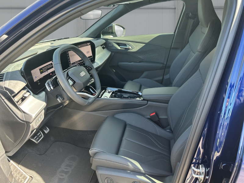 Audi Q3 Sportb TFSI quat Stronic Sportpaket+Panodach+Navi+ — photo 10
