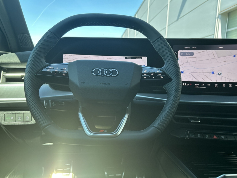 Audi Q3 Sportb TFSI quat Stronic Sportpaket+Panodach+Navi+ — photo 9