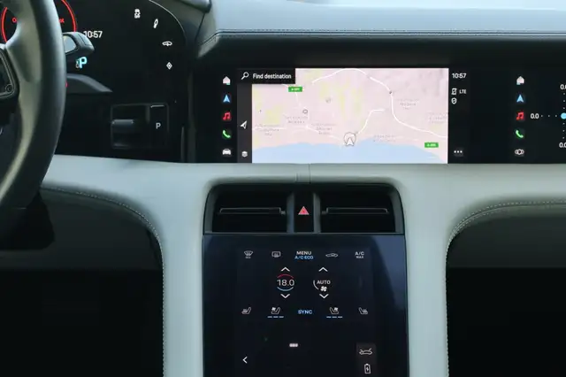 Porsche Taycan view 13