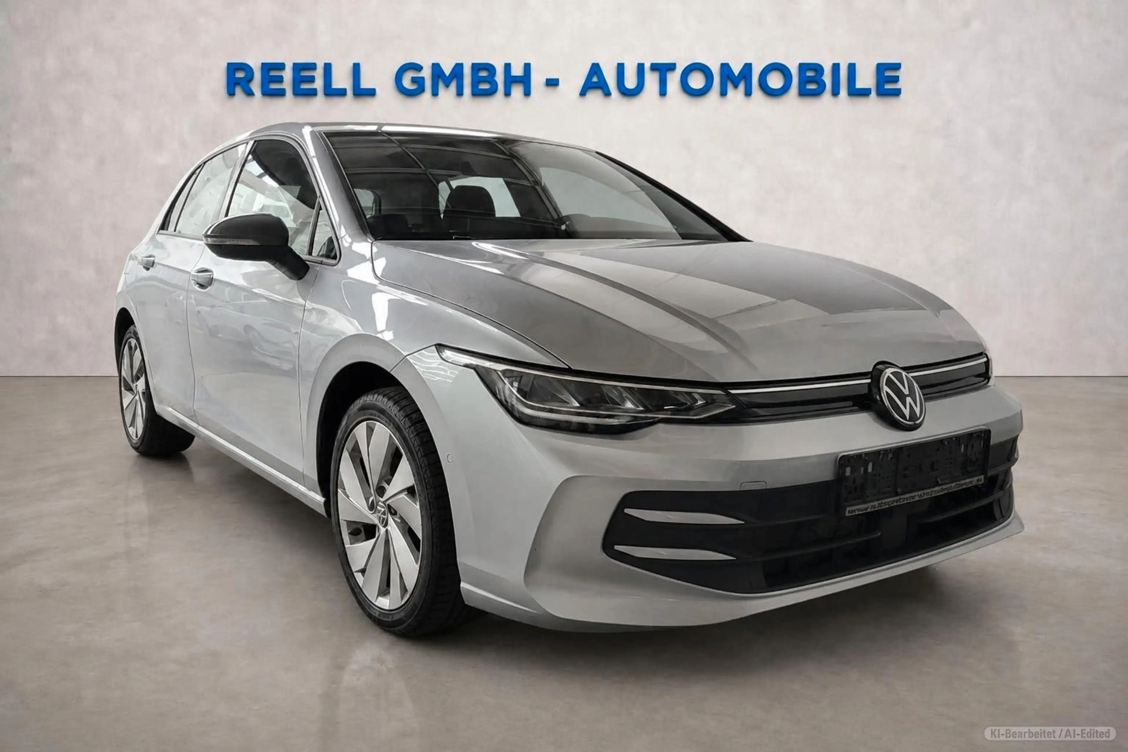 Volkswagen Golf VIII Lim. 2.0 TDI 110 kW Life Kamera ACC