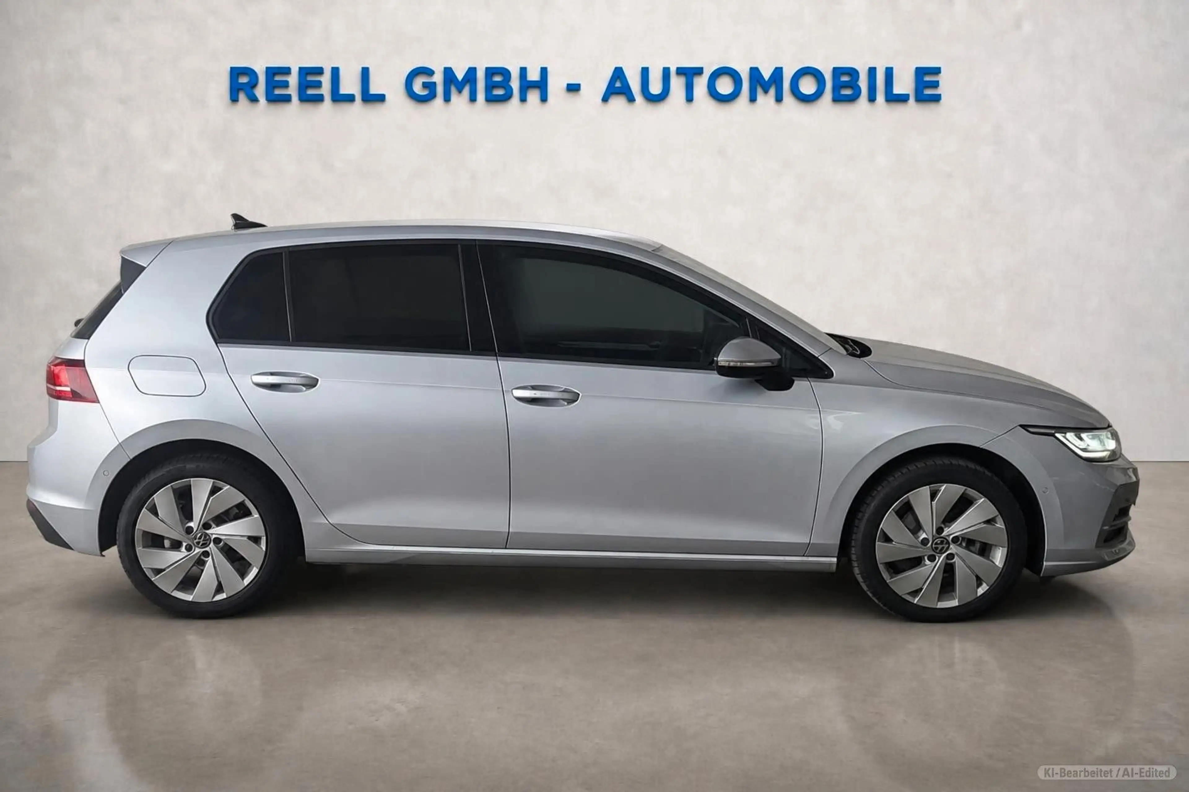 Volkswagen Golf VIII Lim. 2.0 TDI 110 kW Life Kamera ACC — photo 5
