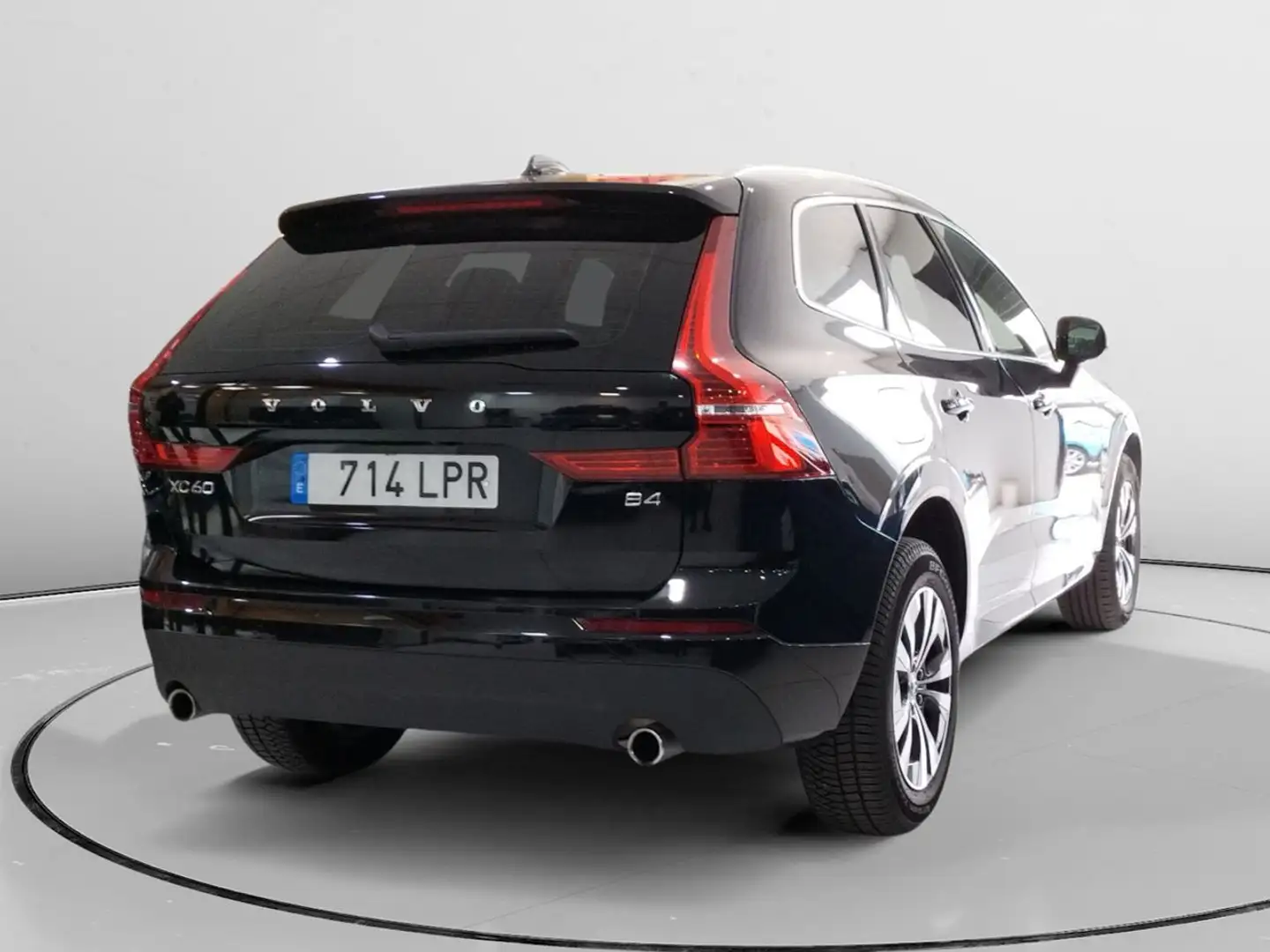 Volvo XC60 B4 Momentum Pro 2WD Noir - 2