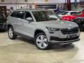 Skoda Kodiaq STYLE 4X4+SHZ+7-SITZ+KAMERA+SPURH.+1 J. GARANTIE Grau - thumbnail 4