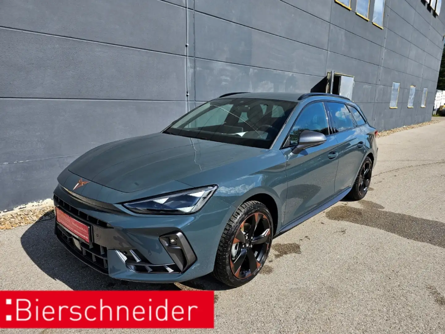 CUPRA Leon Sportstourer 1.5 eTSI DSG EDGE MATRIX DRIVE SEITEN Blauw - 1