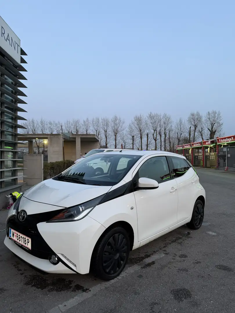 Toyota Aygo 1,0 VVT-i x - 2