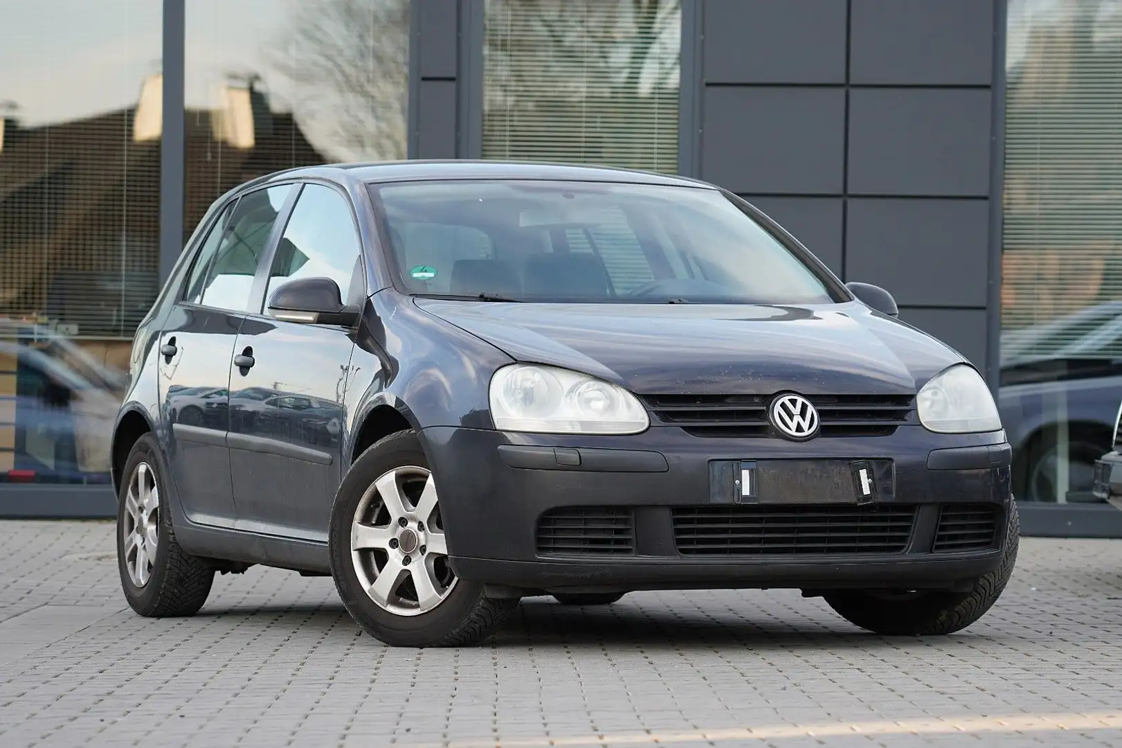 Volkswagen Golf V Lim. Trendline Czarny - 1