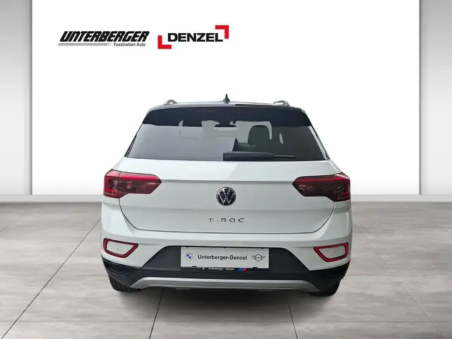 Volkswagen T-Roc view 6