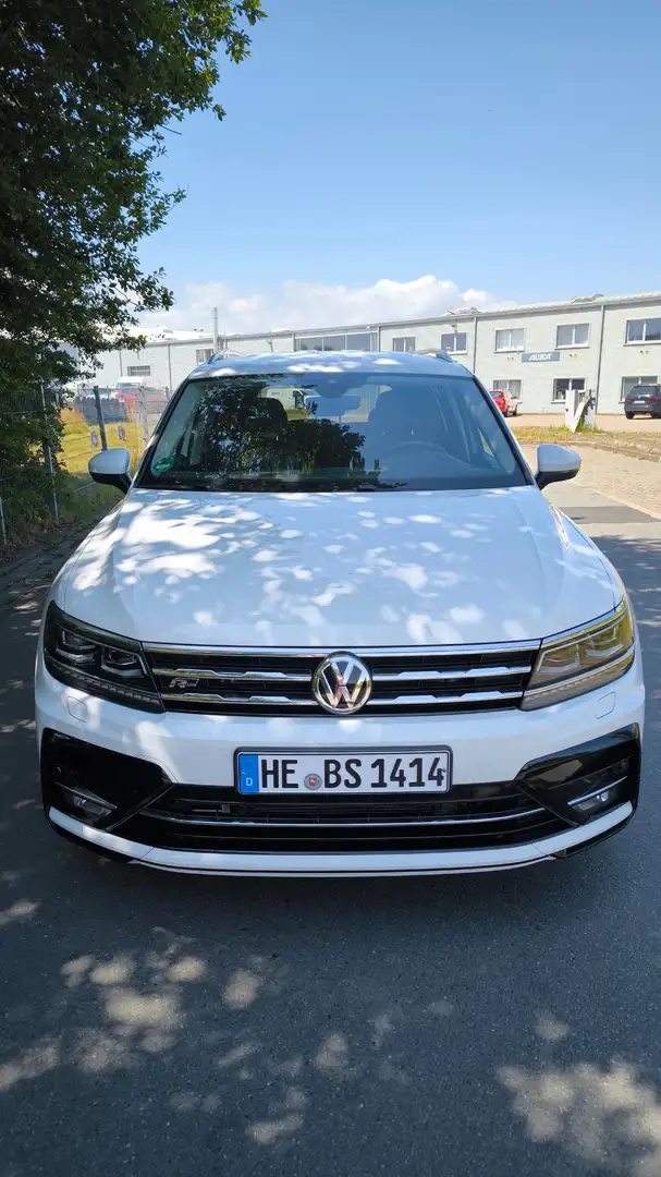 Volkswagen Tiguan Allspace 2.0 TDI SCR 4Motion DSG Highline Weiß - 1