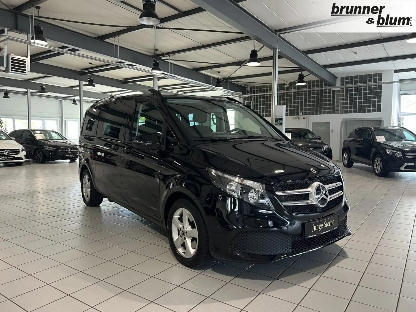 Mercedes-Benz V 220 V 220 d EDITION K Sport,2xTüre,LED,Navi,Kamera, Černá - 2