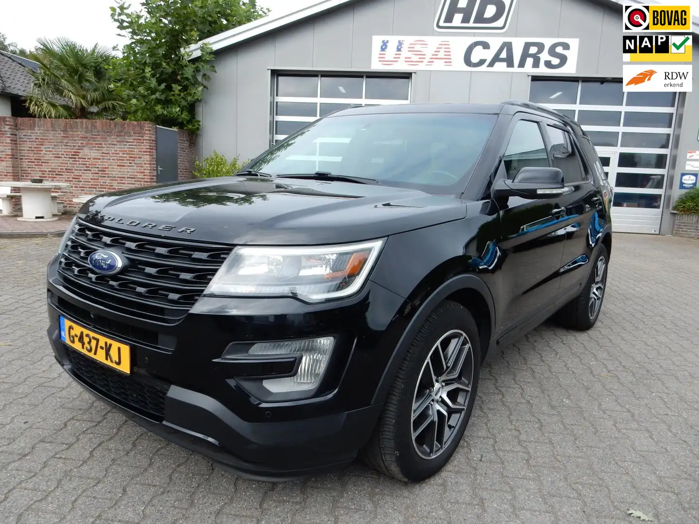 Ford Explorer SPORT 7 Persoons Zwart - 1