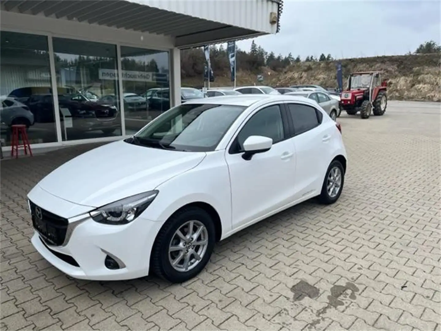 Mazda 2 G90 Revolution Weiß - 1