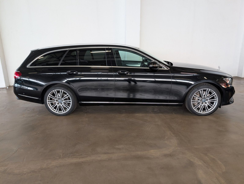 Mercedes-Benz E 400 E -Klasse T-Modell E 400 d 4Matic — photo 4