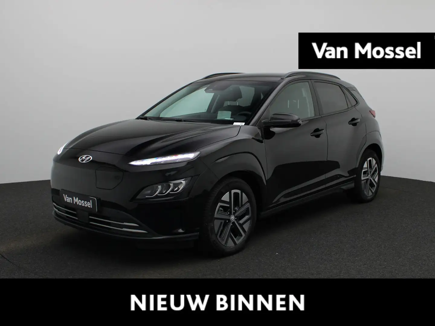 Hyundai KONA EV Premium 64 kWh | Parkeer camera | Apple carplay Zwart - 1