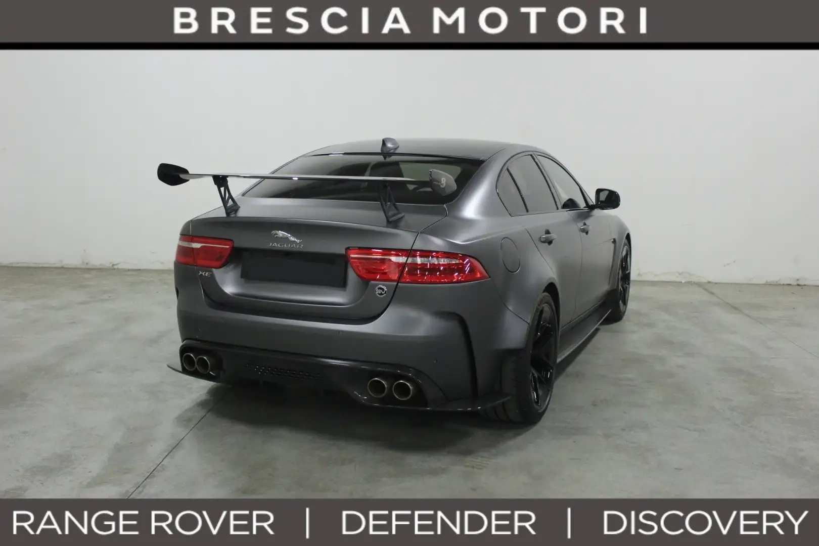 Jaguar XE 5.0 SV PROJECT 8 Gris - 2