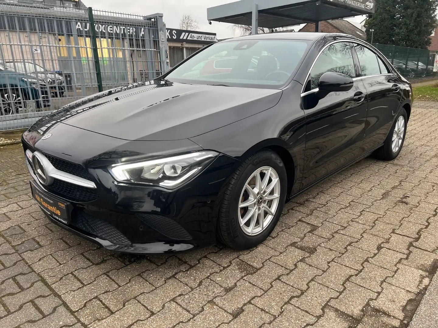 Mercedes-Benz CLA 180 /1.HD/KAMERA/PDC/NAVI/TÜV Schwarz - 2