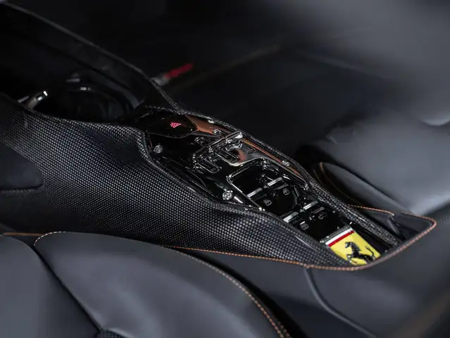 Ferrari SF90 Stradale view 10