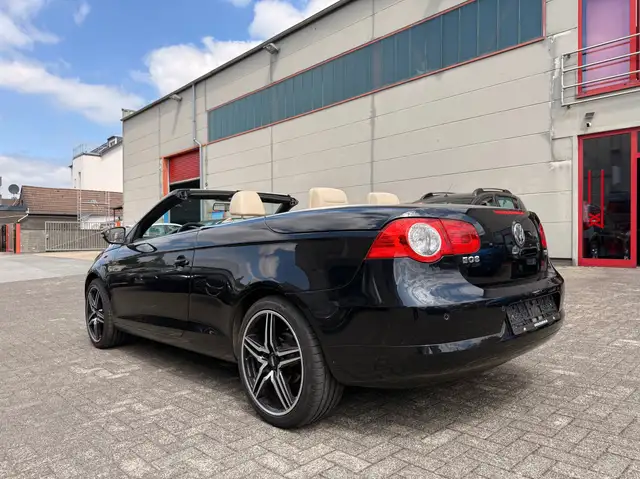 Volkswagen Eos view 7