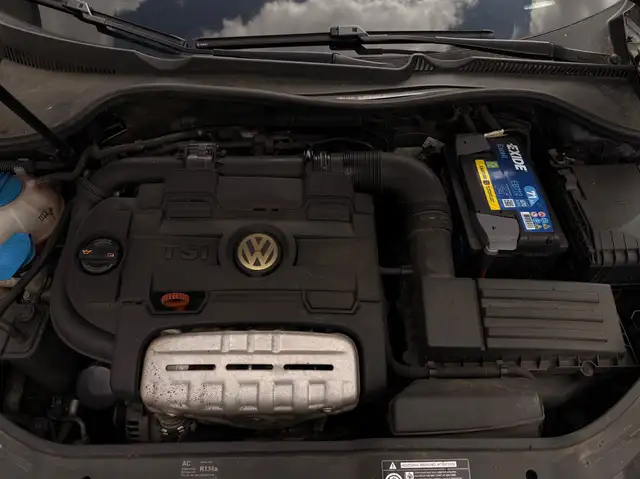 Volkswagen Eos view 11