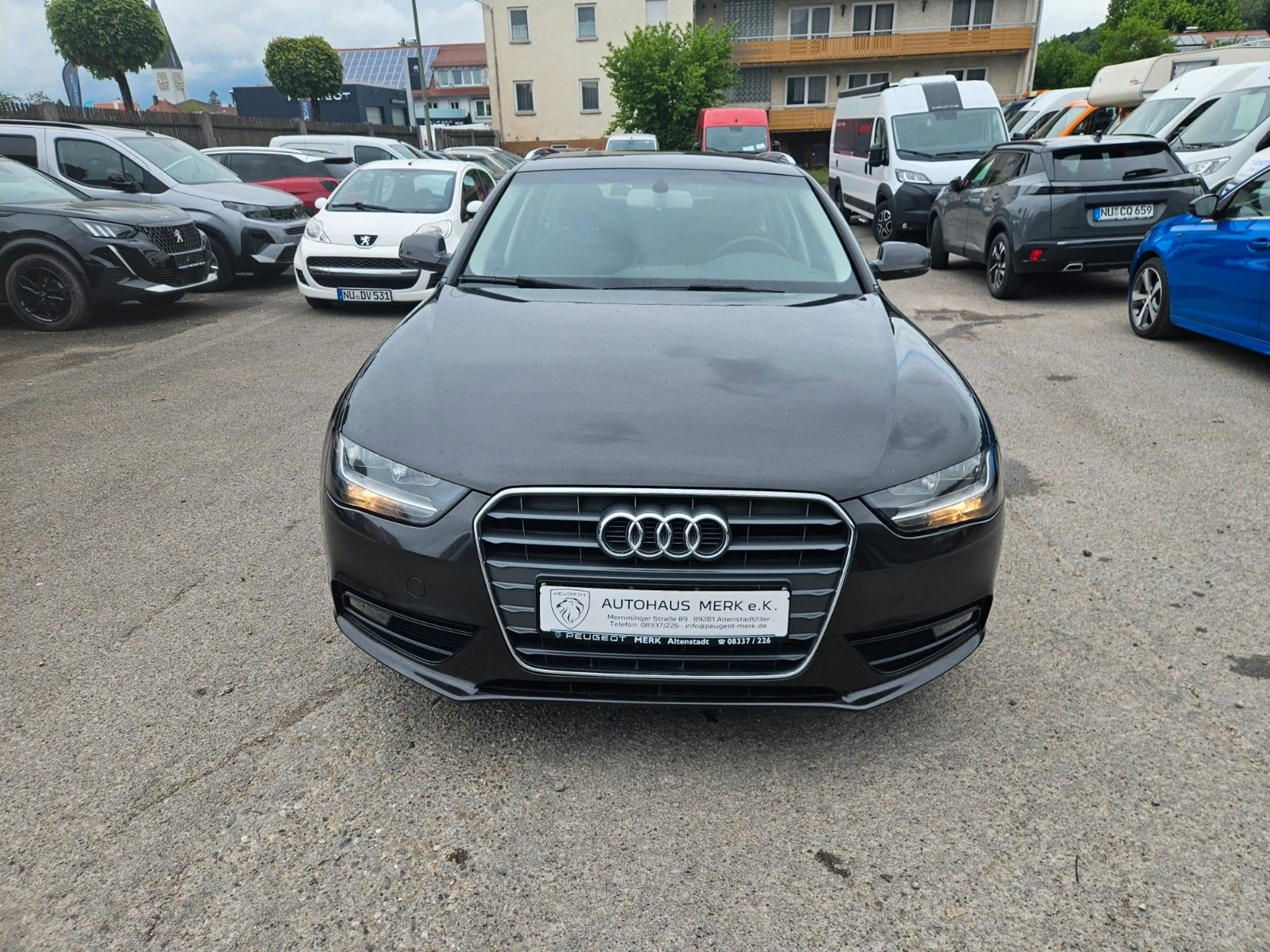Audi A4 Avant Ambition — photo 2