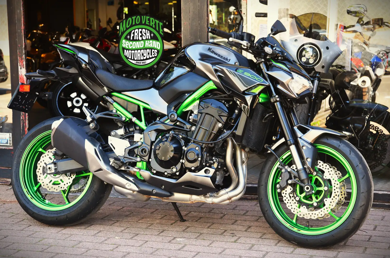 Kawasaki Z 900 ***MOTO VERTE*** Noir - 1