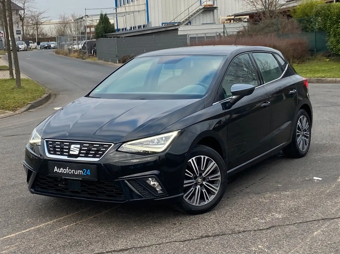SEAT Ibiza Xcellence*Klima*Tempo*SHZ*CarPlay*Navi* Rouge - 1