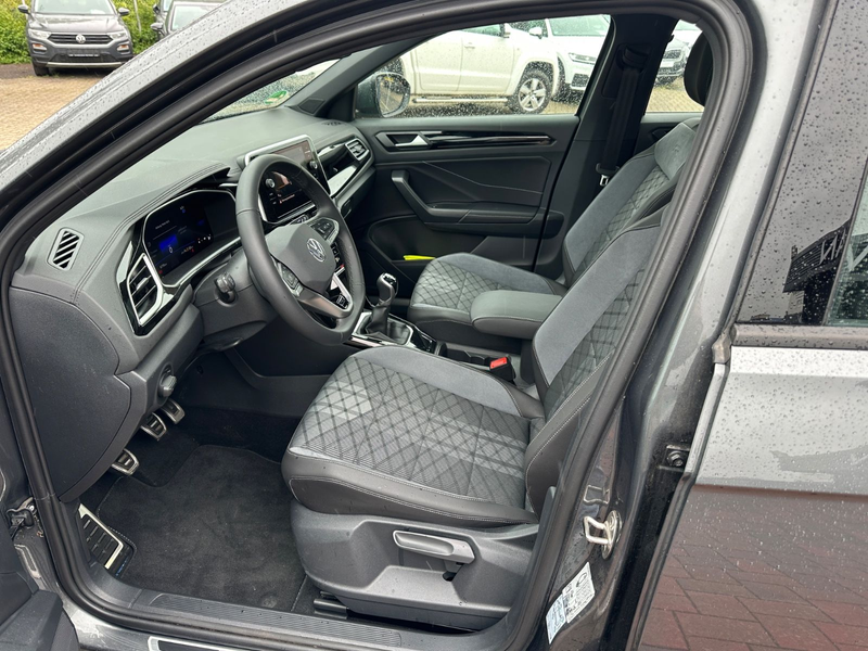 Volkswagen T-Roc 1.5 TSI R-LINE*PANO*LED*VIRTUAL*ACC — photo 9