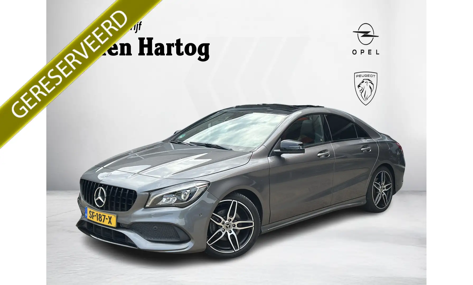 Mercedes-Benz CLA 200 Ambition 157PK Automaat AMG-Line VOL./ Panoramadak Grijs - 1