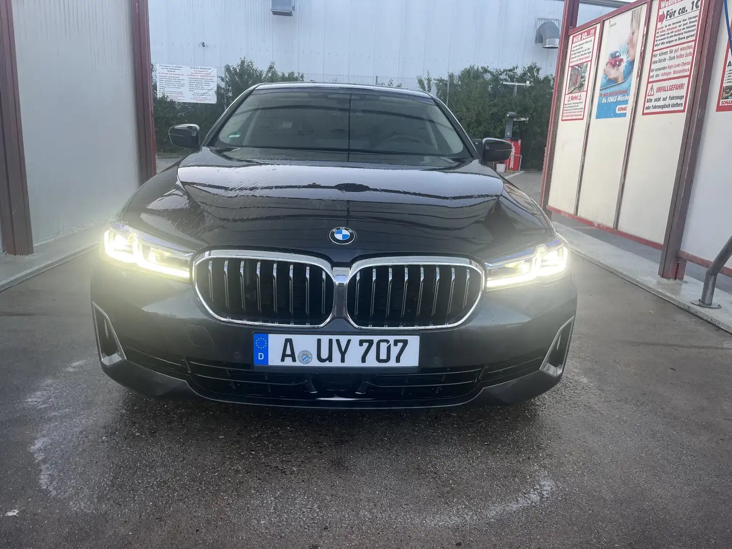 BMW 520 520 d Luxury Line Grau - 2
