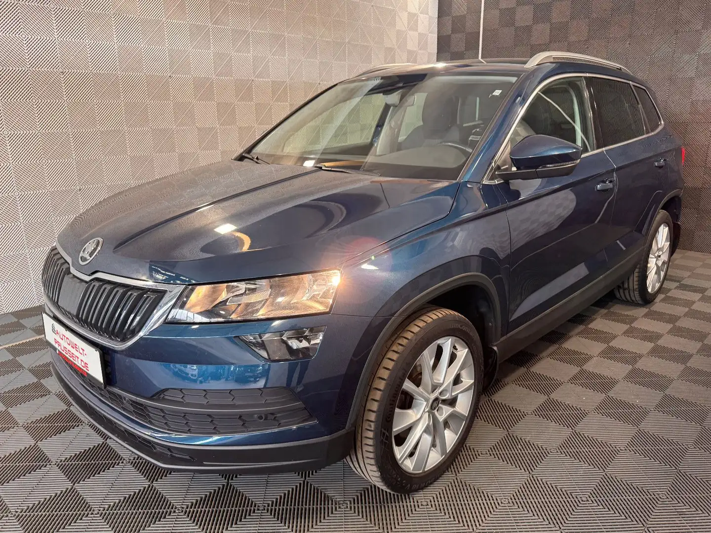 Skoda Karoq *Business Paket*APPLE-R.KAM-LED-AMBIENTE Blau - 2