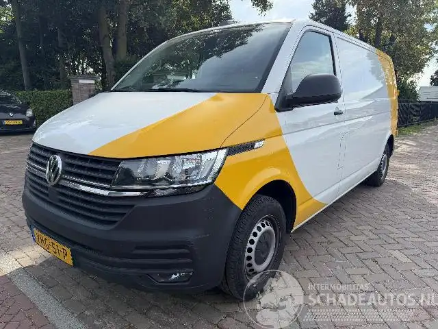 Volkswagen Transporter 2.0 TDI L2H3 32 Comfortline
